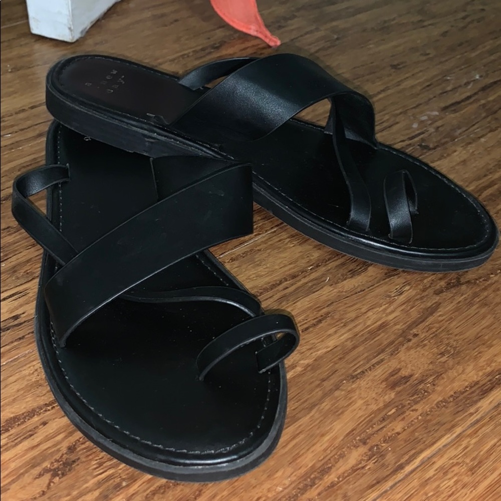 Target black leather sandals - Picture 2 of 3